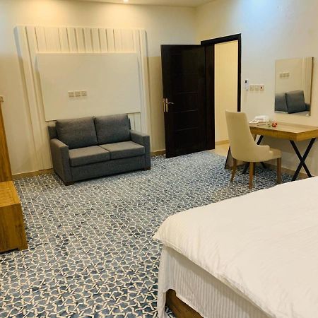 Lova Suites Yanbu Luaran gambar